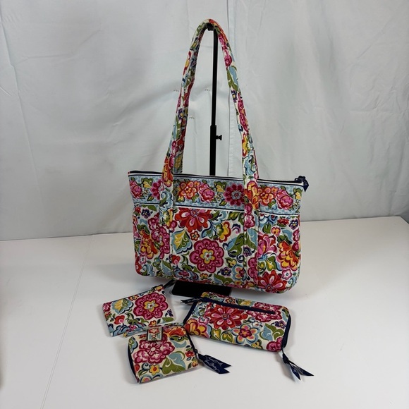 Vera Bradley Bittersweet Retired Quilted Floral 4-Piece Set